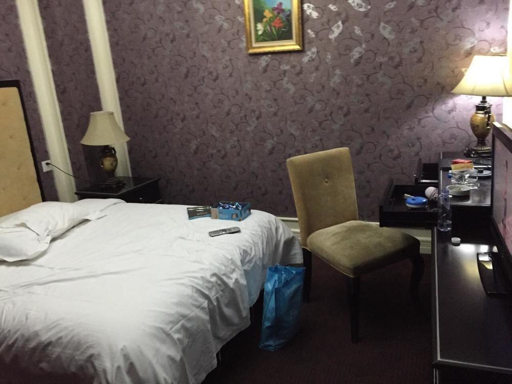 Manhattan Jinling Hotel Shanghai Luaran gambar