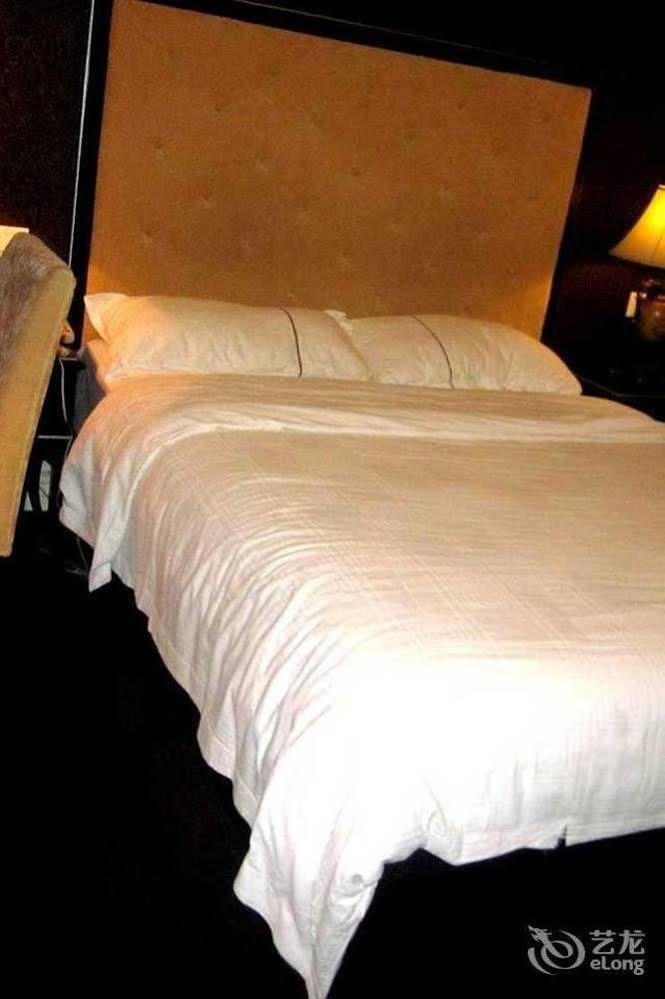 Manhattan Jinling Hotel Shanghai Luaran gambar